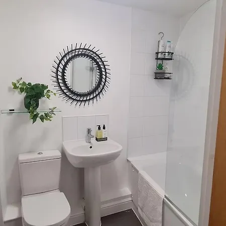 Chic 2 Bed Nr St George's Park * Bristol